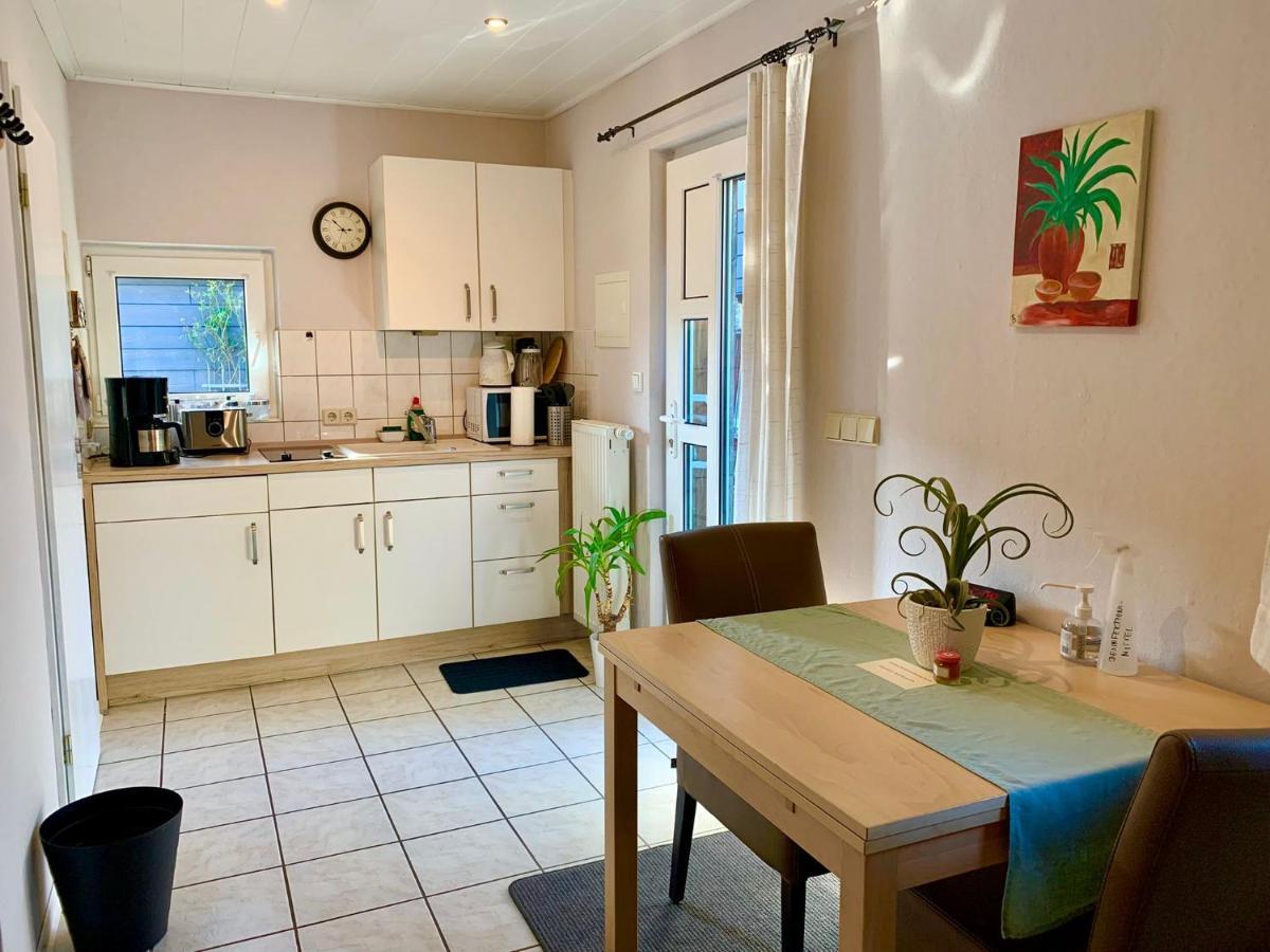 1 Raum Appartement Mit Kuechenzeile In 카페룬 외부 사진